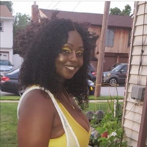 Meet your Posher, Rene